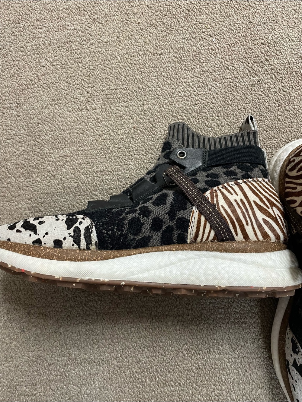 OTBT Black Gray Leopard Knit High-Top Sneakers with White/Black Speckle Trim - Picture 2 of 4